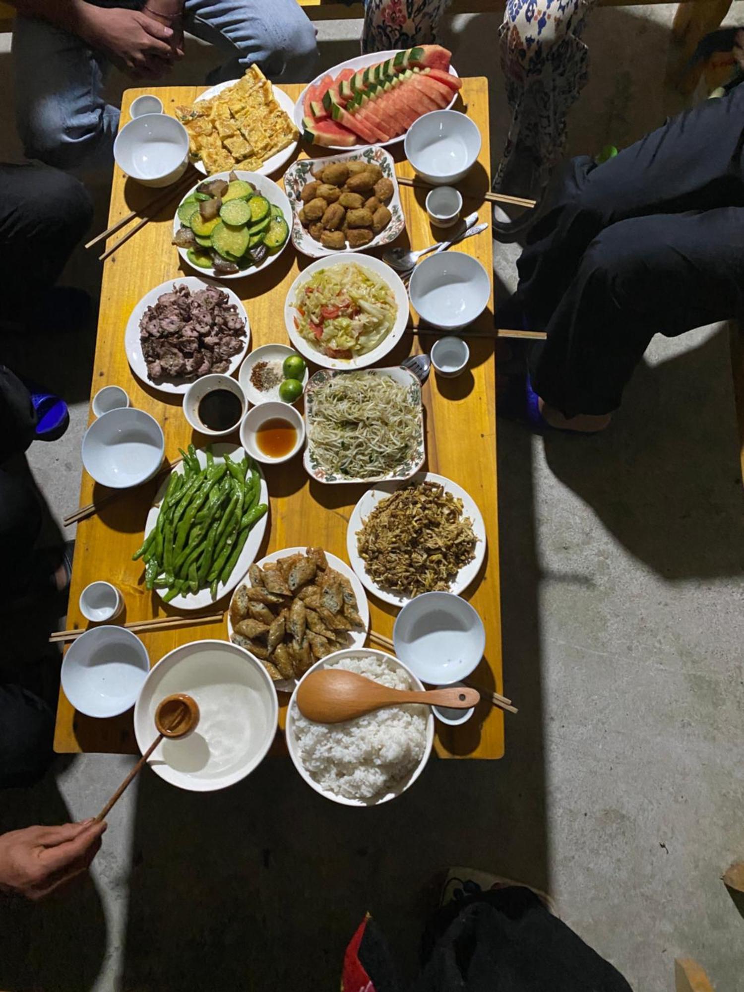 Hong Ha Homestay Truc Son מראה חיצוני תמונה